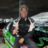 Jonathan Basden sigue imbatible en automovilismo