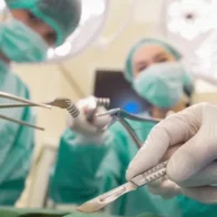 Realizan cirugía de reasignación de sexo forzada a un hombre en la India