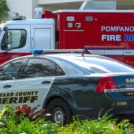 Los bomberos de Florida piden cautela tras tres heridos por dos ataques de tiburón