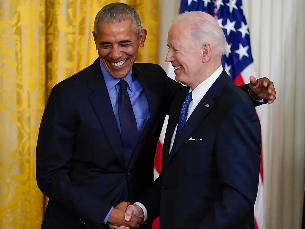 Obama evita respaldar a Kamala y pide nominar a "un candidato extraordinario"