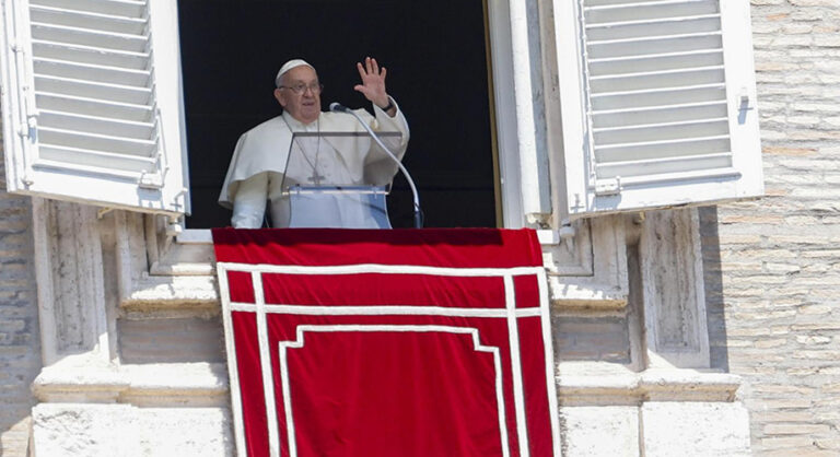 El papa: "Las guerras son un escándalo que la comunidad internacional no debería tolerar"