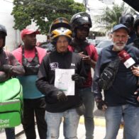 Conductores de Uber Eats exigen pago de tarifa justa