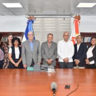 AGN recibe donación de material fílmico del programa Santo Domingo Invita