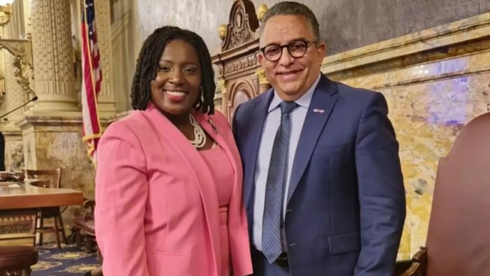 La Cámara de Representantes del estado de Pensilvania reconoció al cónsul general dominicano en Filadelfia, doctor Alexis Antonio Henríquez, por su labor en apoyo a la comunidad dominicana