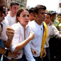 Trasladan a centro médico a María Corina por inhalación de gases emitidos