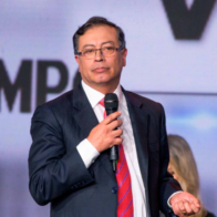 Petro afirma que hay "graves dudas" sobre las elecciones venezolanas y pide transparencia