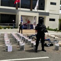 Confiscan cargamento de 918 paquetes presumiblemente cocaína en Puerto Caucedo