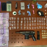Allanamientos en Santiago realizados por la PN junto al MP resultan en decomiso de armas y drogas