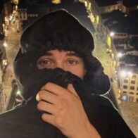 Un 'influencer' escala la cúpula de la catedral de Florencia para hacerse un selfi