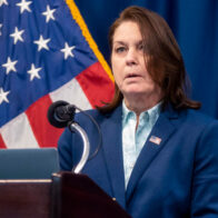 jefa del Servicio Secreto asume responsabilidad por ataque contra Trump pero no dimite