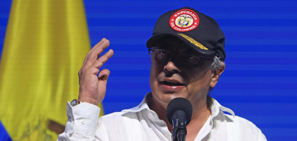 Petro plantea nueve puntos para iniciar la discusión sobre eventual Asamblea Constituyente