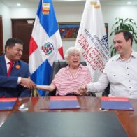 República Dominicana firma acuerdo con la OCDE para fortalecer el Sistema de Integridad Pública