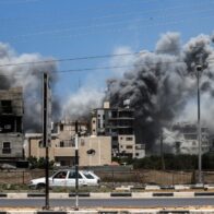 Israel sigue atacando una Gaza devastada
