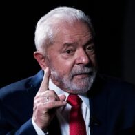 Lula presume de que Brasil "no bajó la cabeza" ante Trump