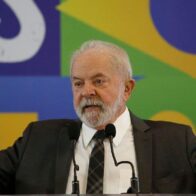 Lula afirma que economía brasileña sigue equilibrada ante posible crisis internacional