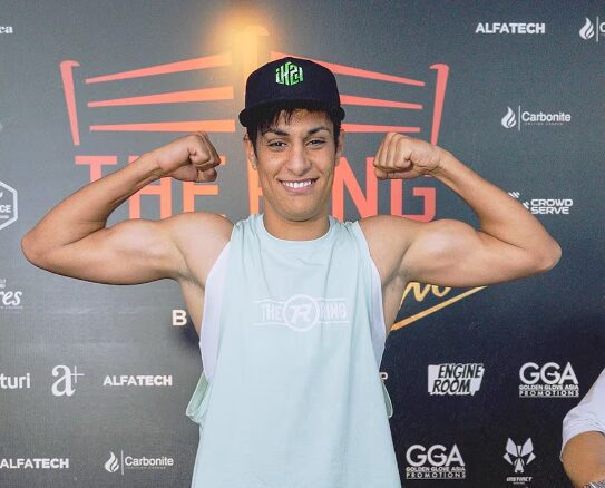 Boxeadora Imane Khelif no es transgénero, solo tiene un "alto nivel" de testosterona
