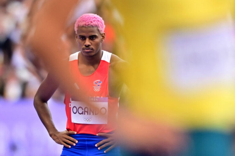 Alexander Ogando logra su mejor marca de la temporada, pero no clasifica en los 400m de Paris 2024 9 | Noticias de hoy en República Dominicana IMG 20240804 140415 | Noticias de hoy en De Último Minuto