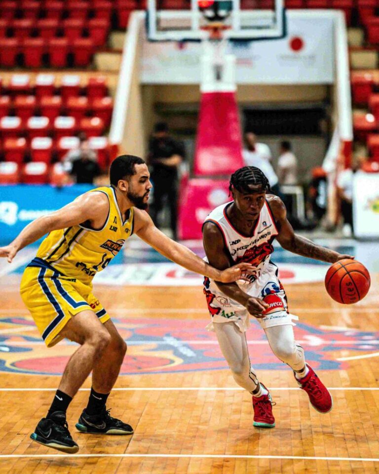 Michael Warren vs MET | Noticias de hoy en De Último Minuto