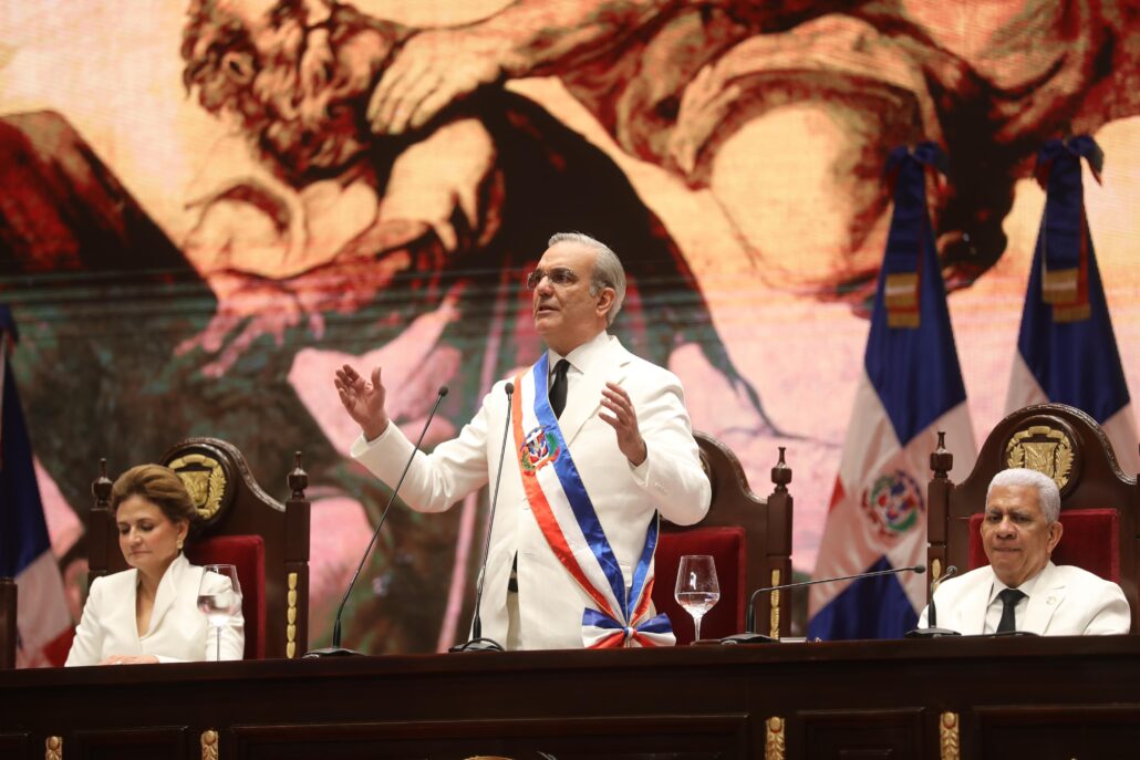 Discurso de Luis Abinader es valorado como "Bueno" por el 48% de los lectores