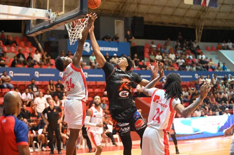 Sterling Manley vs IND | Noticias de hoy en De Último Minuto