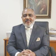 Expresidente del Codia advierte Contrataciones Públicas viola Constitución