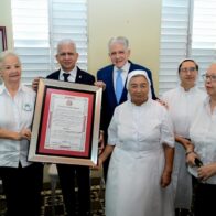 Senado reconoce al Hospicio San Vicente de Paúl de Santiago por su labor de servicio en 101 años