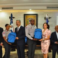 Aseopna agradece donación de mochilas y útiles escolares del Banco Popular Dominicano