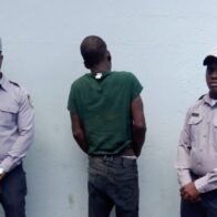 Policía apresa a antisocial buscado por robo de retrovisores en Sabana Perdida, SDN