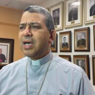 Obispo de Santiago atribuye ola violencia que afecta el país a falta de formación en la familia y educación