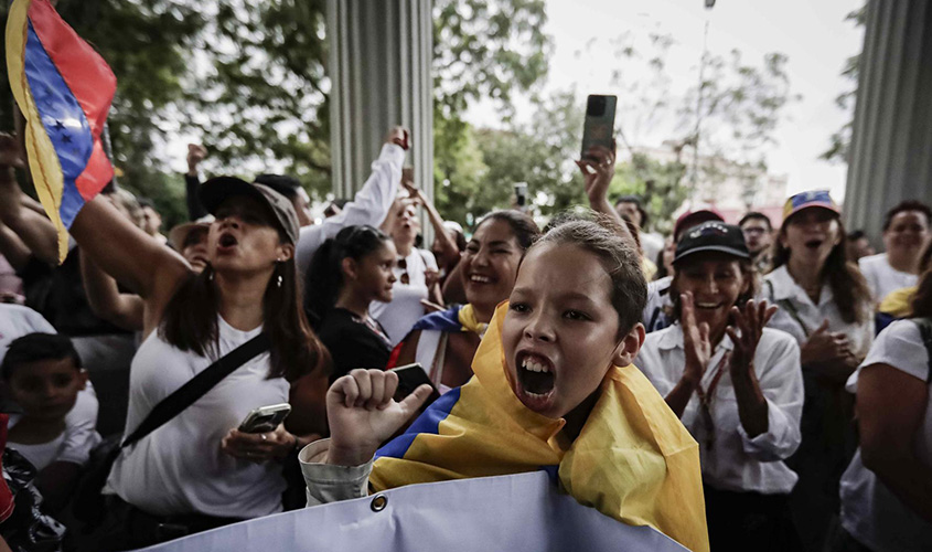 Venezolanos en Costa Rica piden "libertad" y la salida de Nicolás Maduro del poder