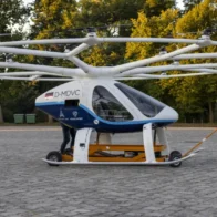 Realizan un vuelo experimental del taxi volador en Versalles