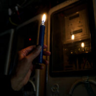 Ecuador tendrá apagones nocturnos en todo el país por crisis energética causada por sequía