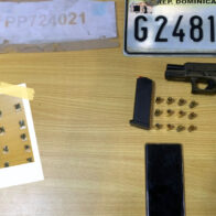 Policía incauta arma de fuego y droga durante operativos en La Romana