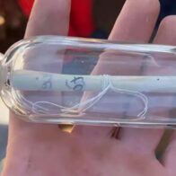 Un equipo de arqueólogos encuentra una “cápsula del tiempo” de 200 años que se dirige a ellos