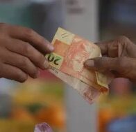 La producción industrial brasileña retrocede 1,4 % en julio tras su fuerte salto en junio
