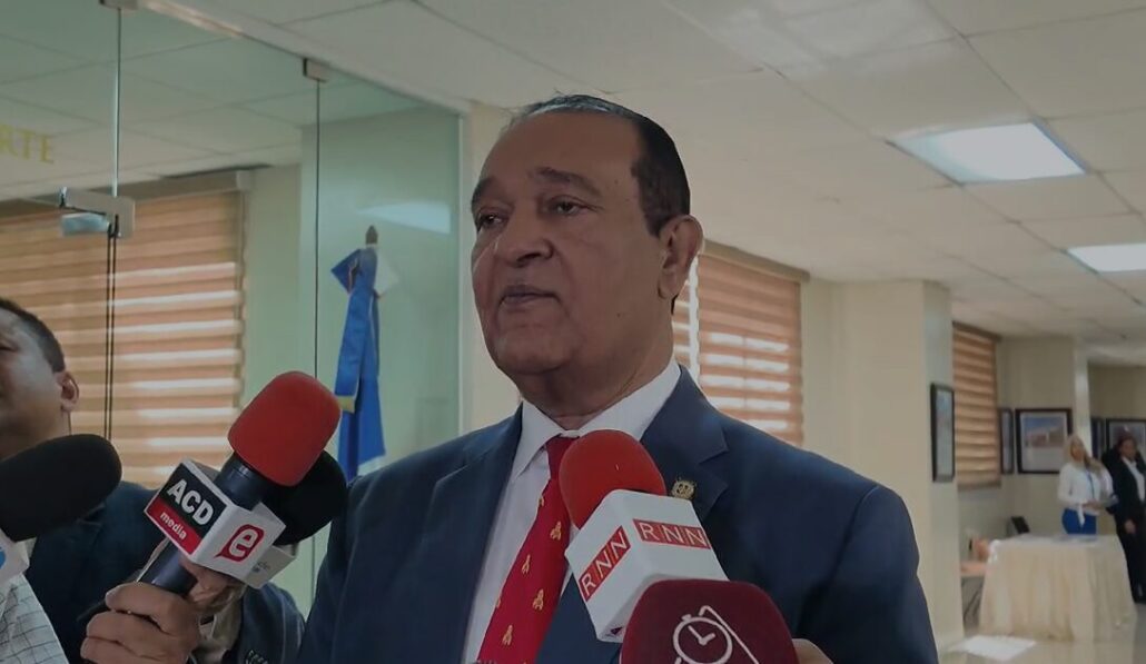 Antonio Marte "un Congreso unicameral ahorraría 14 mil millones cada cuatro años"