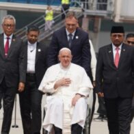 Arrestan en Indonesia a siete sospechosos de querer asesinar al papa Francisco con arcos y flechas