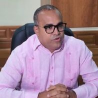 senador aboga por continuidad de construcción de verja fronteriza