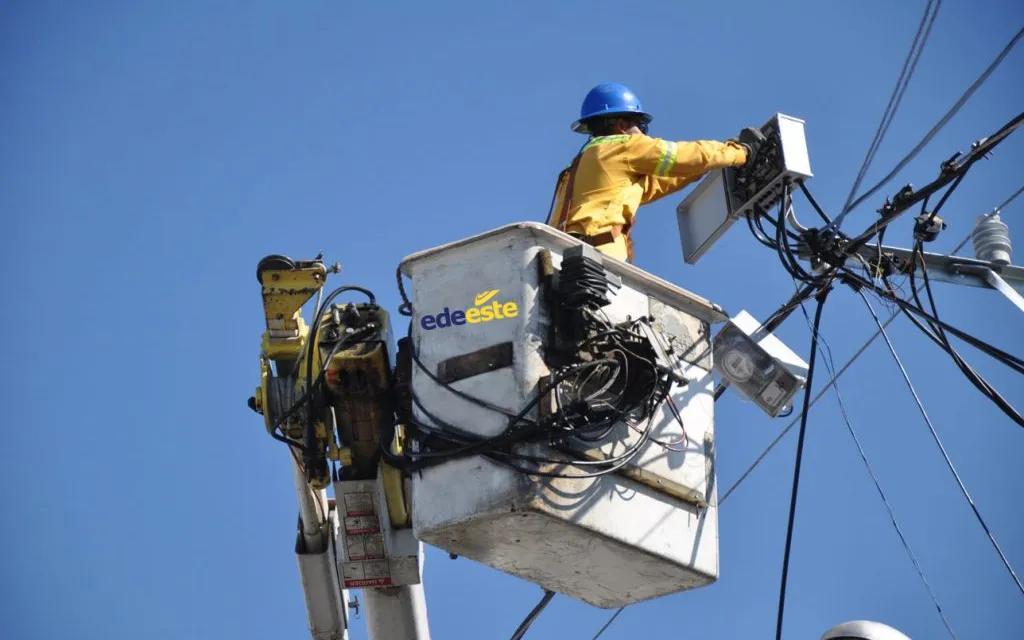 EDEESTE refuerza la lucha contra el fraude eléctrico en La Romana
