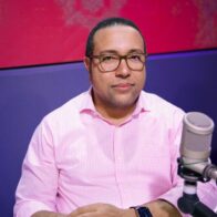 Eliseo Almánzar advierte "debilitamiento preocupante" de la economía dominicana y vaticina tiempos difíciles