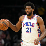 Joel Embiid renueva su contrato con los 76ers por tres años y 193 millones