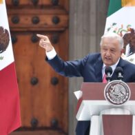 López Obrador insiste en pedir a EEUU un plan de migración sin "muros"