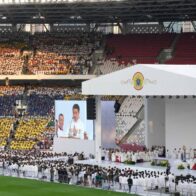 El papa celebró misa para 100.000 personas en Yakarta