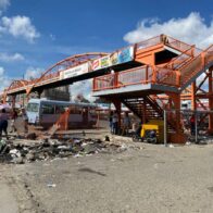 Choferes, comerciantes y transeúntes exigen agilización en obras del Km 9 de la Autopista Duarte