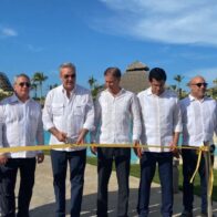 Abinader inaugura el primer parque acuático temático de RD “El Dorado Park”