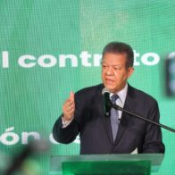 Leonel Fernández alerta sobre amenazas a la seguridad y la privacidad de la gente