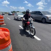Choferes dicen tapones persisten en km 9 de la autopista Duarte pese a la apertura de nuevos carriles