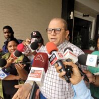 Legisladores califican como "un error" aprobación de la Ley del DNI
