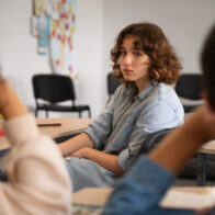 Estudio revela que la salud mental es la principal preocupación de los jóvenes españoles