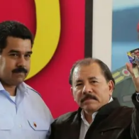 Ortega se solidariza con Maduro tras la confiscación de avión por EE.UU.
